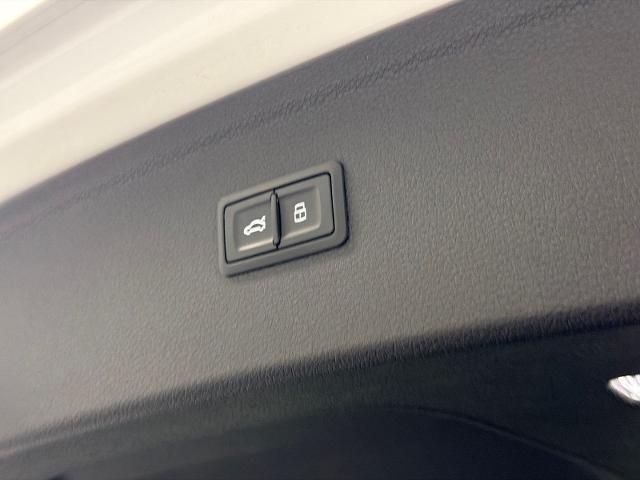 2025 Audi Q5 Premium 45 TFSI S line quattro