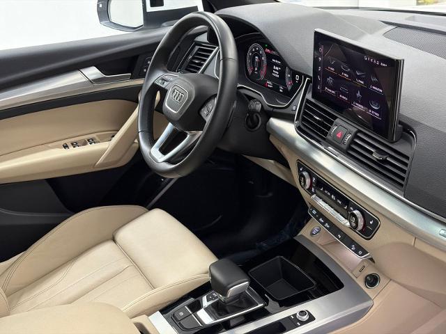 2025 Audi Q5 Premium 45 TFSI S line quattro