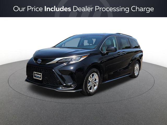 2022 Toyota Sienna XSE 2022 Toyota Sienna XSE