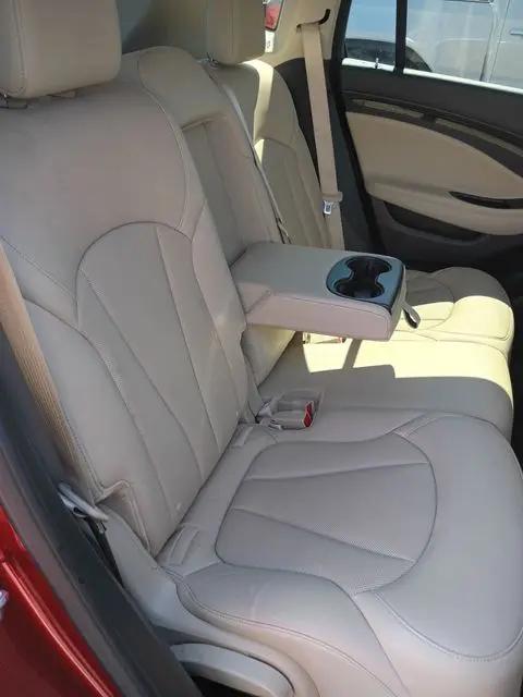 2019 Buick Envision FWD Essence