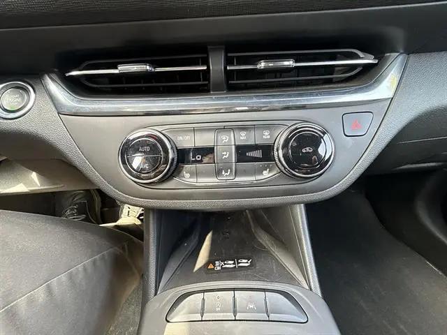 2024 Buick NV Preferred FWD