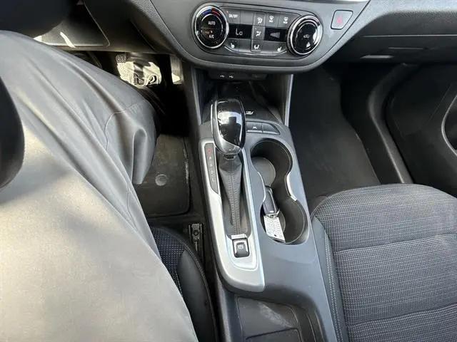 2024 Buick NV Preferred FWD