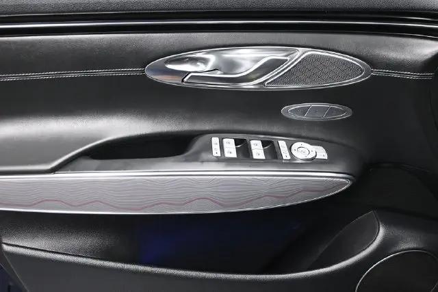 2022 Genesis GV70 2.5T AWD