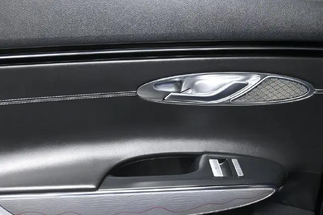 2022 Genesis GV70 2.5T AWD