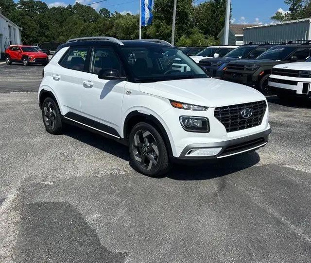 2026 Hyundai Venue SEL w/Two-Tone Roof for sale in New Bern, NC