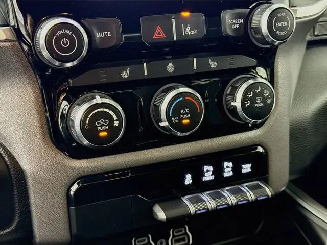 2025 Ram 1500 Big Horn Crew Cab 4x4 57 Box