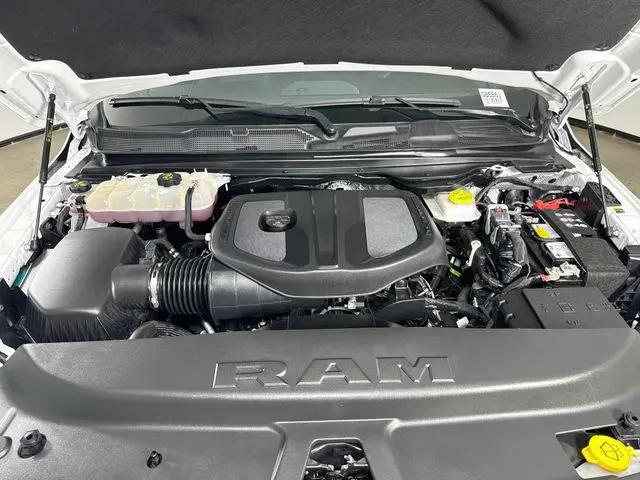 2025 Ram 1500 Big Horn Crew Cab 4x4 57 Box