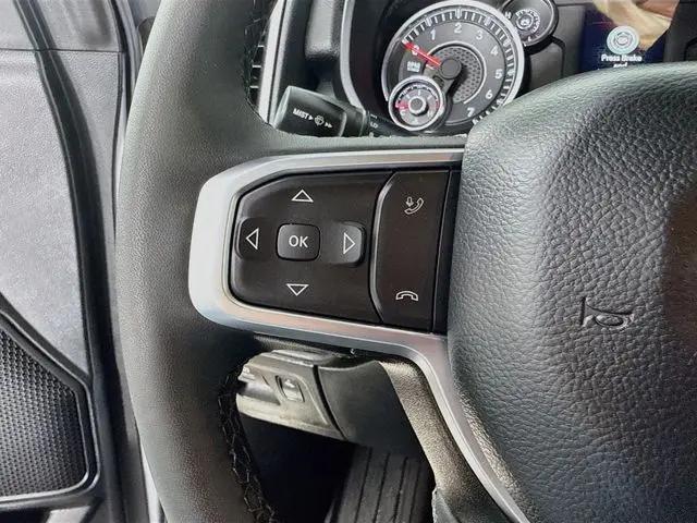 2025 Ram 1500 Big Horn Crew Cab 4x4 57 Box
