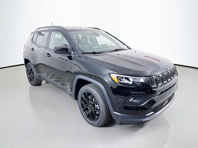 2026 Jeep Compass Latitude Altitude for sale in Bloomington, IL