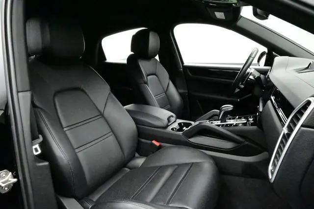 2023 Porsche Cayenne Cayenne