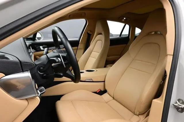 2023 Porsche Panamera 4S