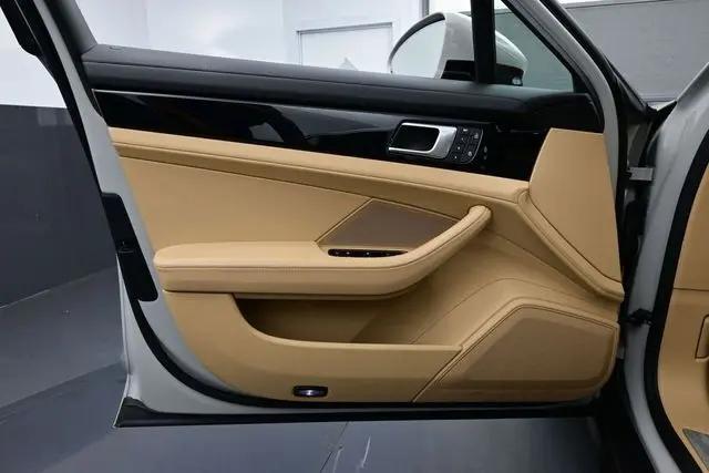 2023 Porsche Panamera 4S