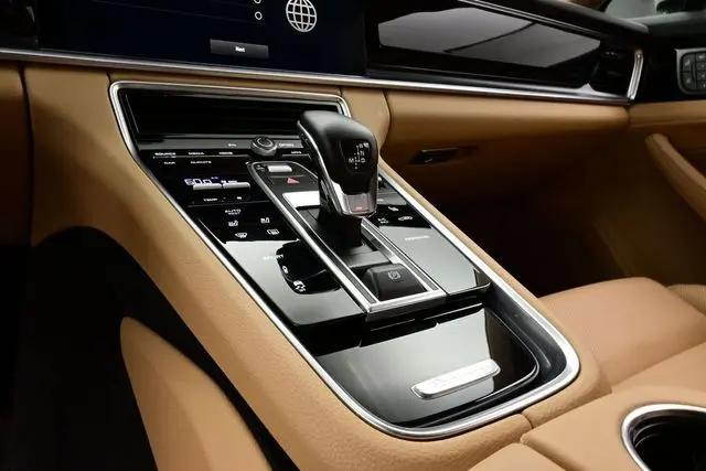 2023 Porsche Panamera 4S