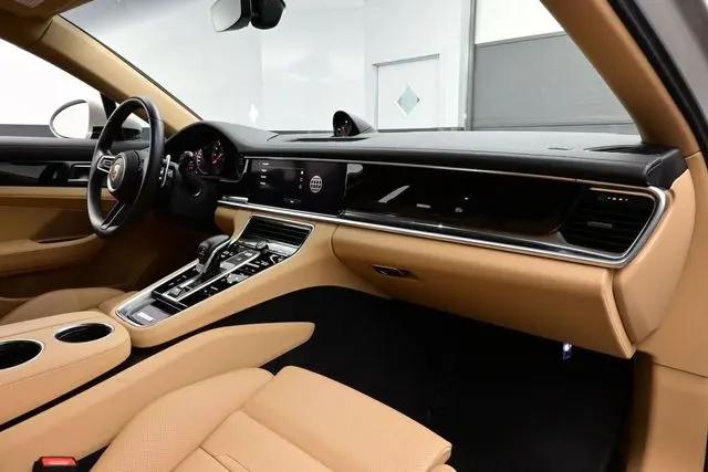 2023 Porsche Panamera 4S