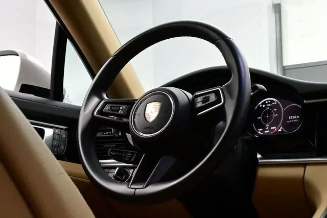 2023 Porsche Panamera 4S