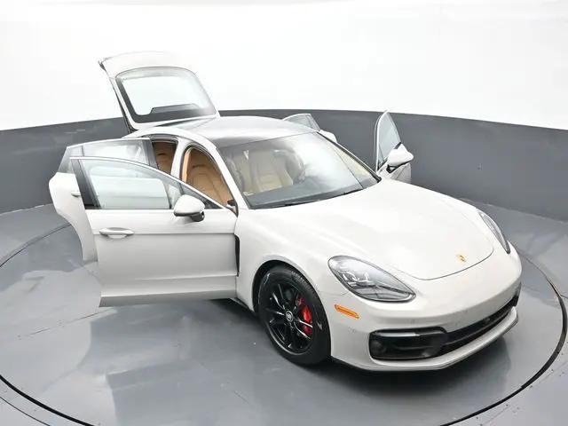 2023 Porsche Panamera 4S