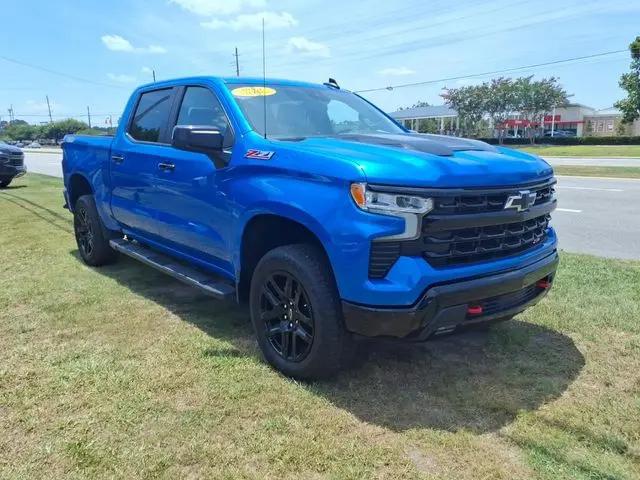 2025 Chevrolet Silverado 1500 4WD Crew Cab Short Bed LT Trail Boss for sale in Greenville, NC