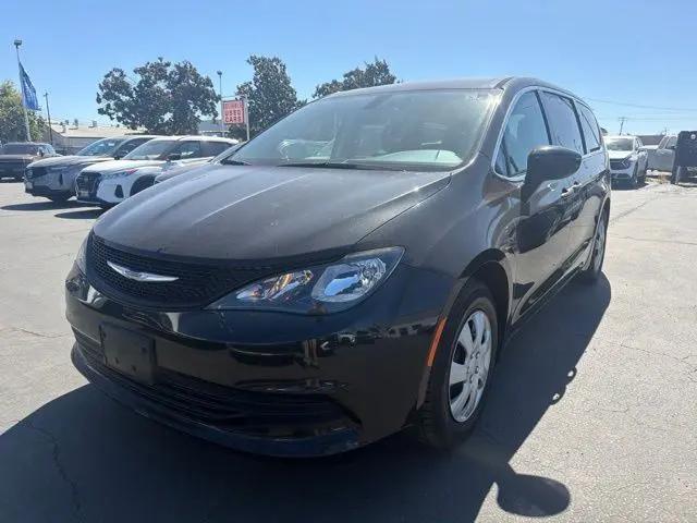 2020 Chrysler Voyager L for sale in Merced, CA