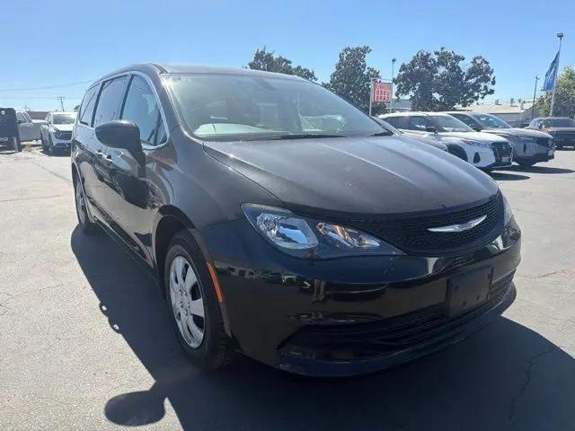 2020 Chrysler Voyager L for sale in Merced, CA