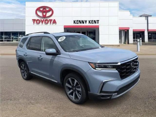 2025 Honda Pilot Touring for sale in Evansville, IN