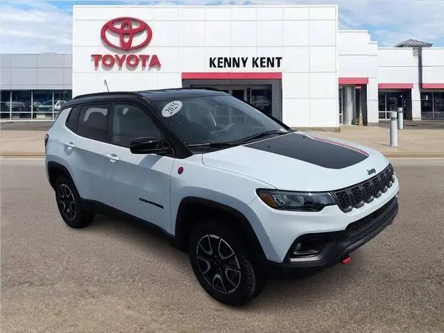 2025 Jeep Compass Trailhawk 4x4 for sale in Evansville, IN