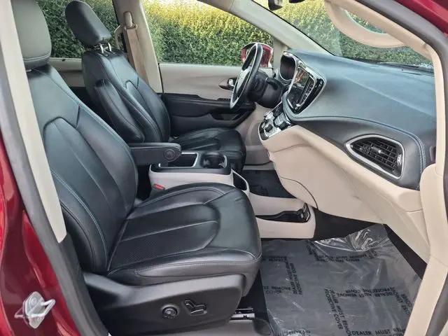 2021 Chrysler Pacifica Touring L AWD