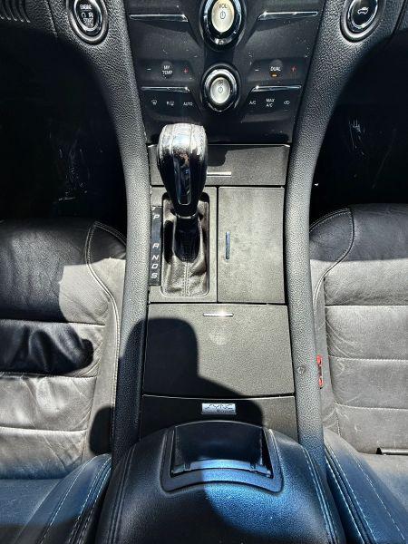 2015 Ford Taurus SEL
