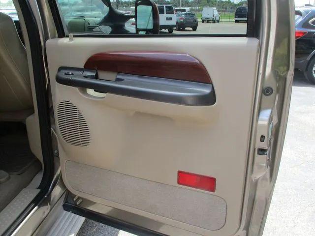 2005 Ford Excursion Limited