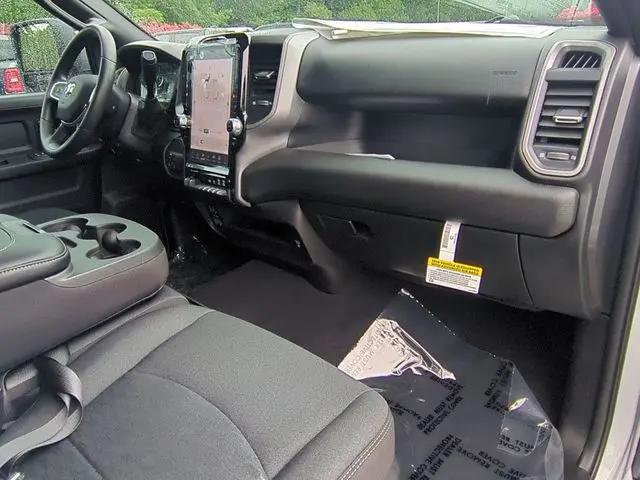 2026 Ram 2500 Warlock Crew Cab 4x4 64 Box