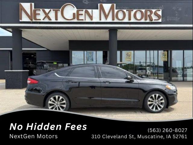2020 Ford Fusion SE for sale in Muscatine, IA