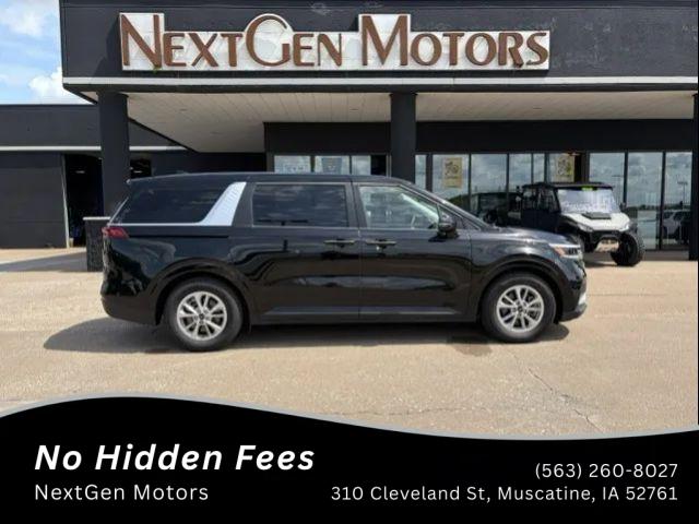 2024 Kia Carnival MPV LX Seat Package for sale in Muscatine, IA