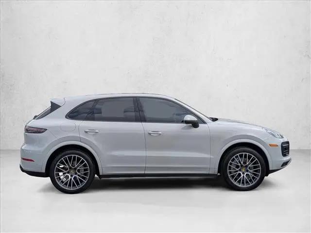 2023 Porsche Cayenne Platinum Edition