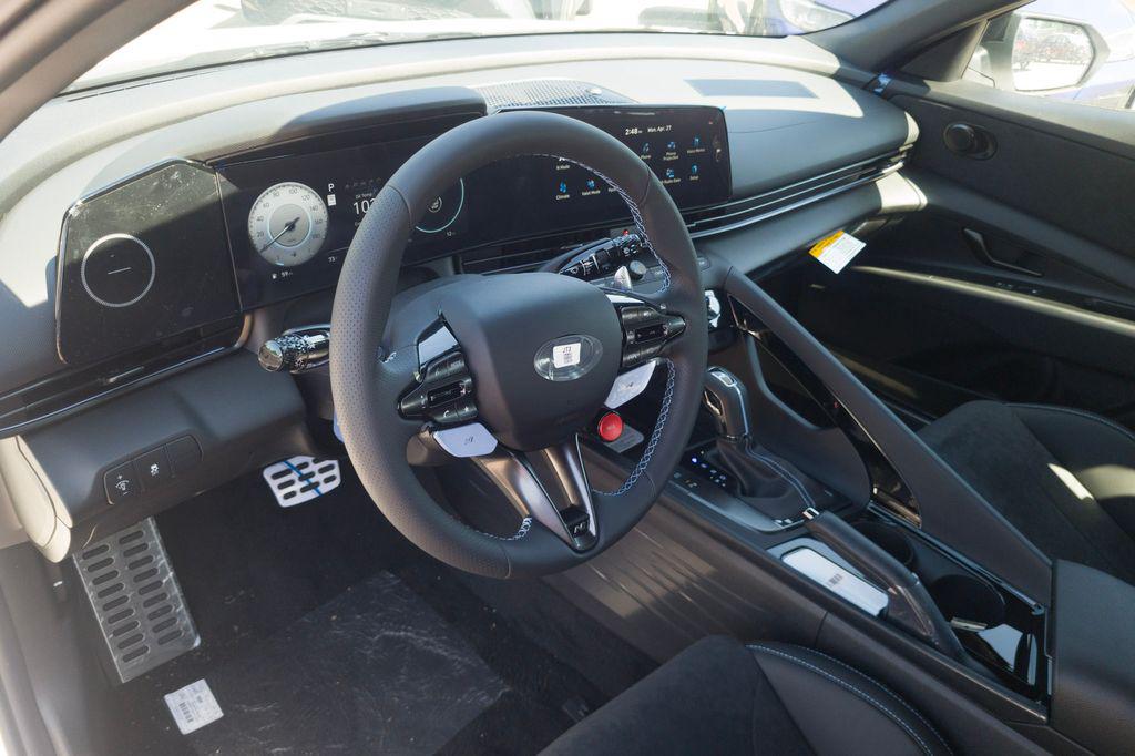 New 2026 White HYUNDAI Sedan image 12