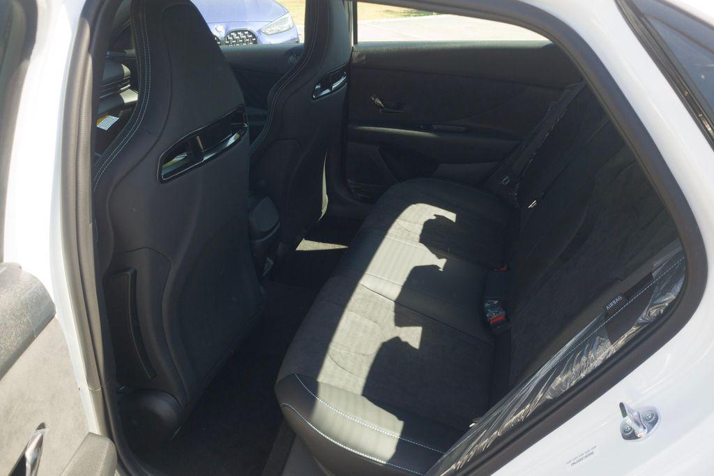 New 2026 White HYUNDAI Sedan image 15