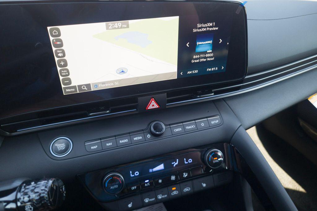 New 2026 White HYUNDAI Sedan image 22