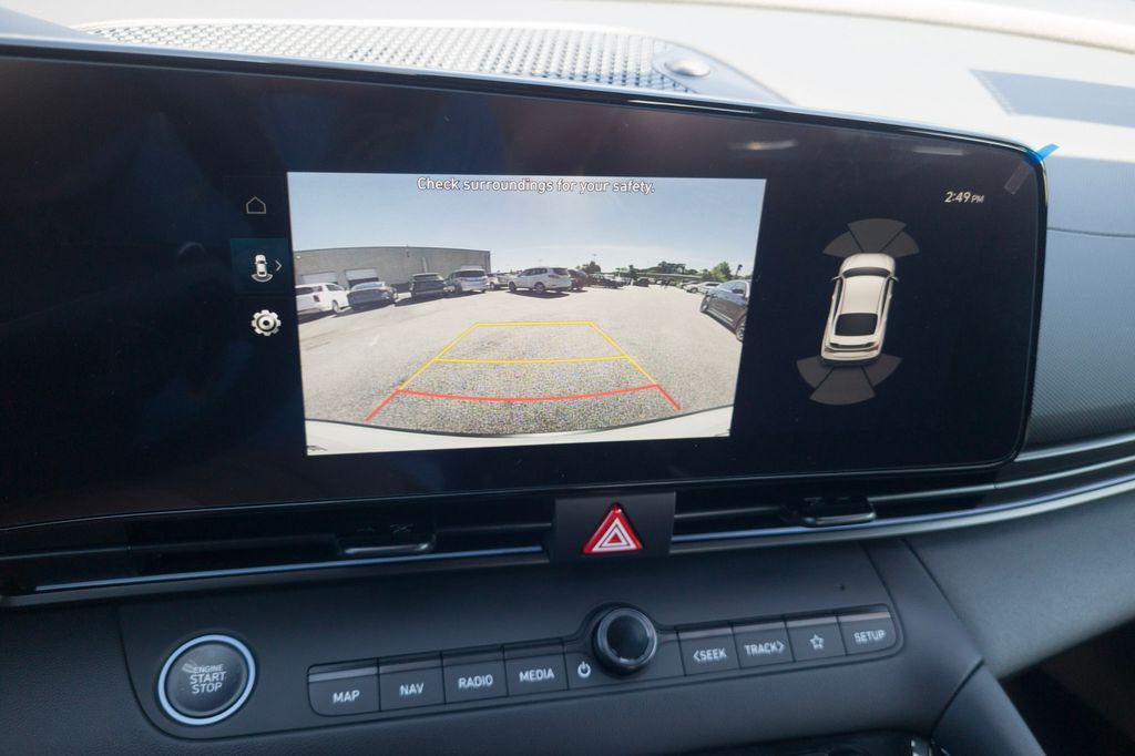New 2026 White HYUNDAI Sedan image 23