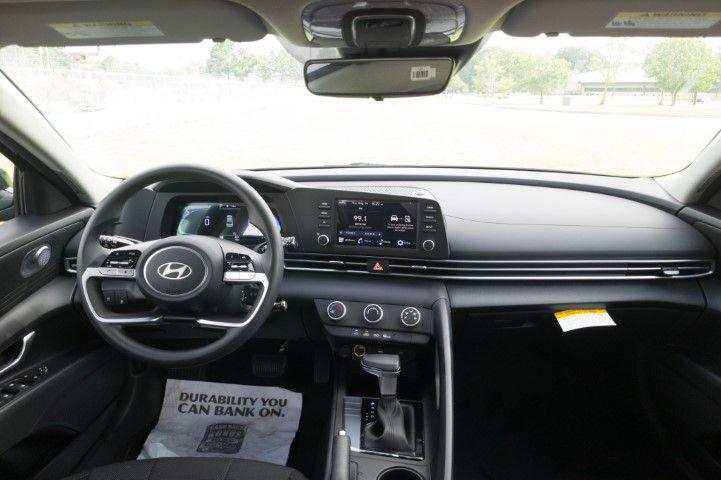 New 2026 Black Hyundai SE image 17