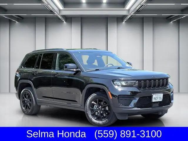 2025 Jeep Grand Cherokee Altitude 4x4 for sale in Selma, CA