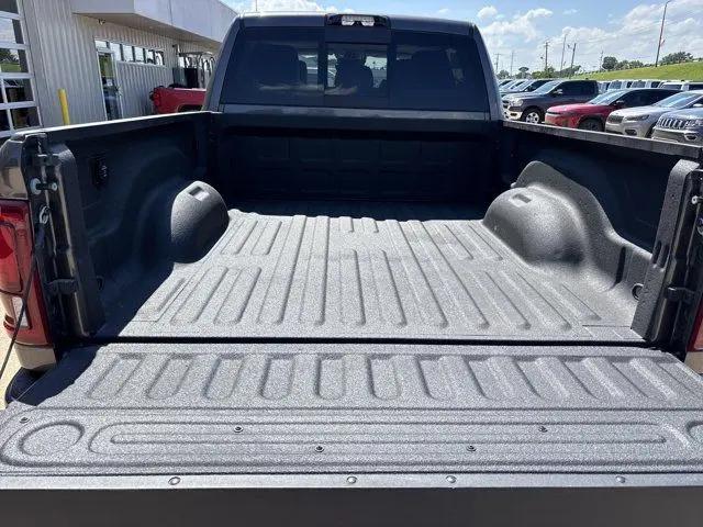 2025 Ram 3500 Laramie Mega Cab 4x4 64 Box