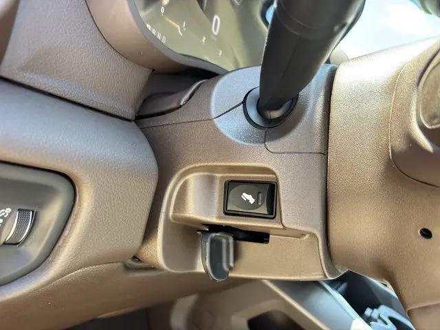 2025 Ram 3500 Laramie Mega Cab 4x4 64 Box