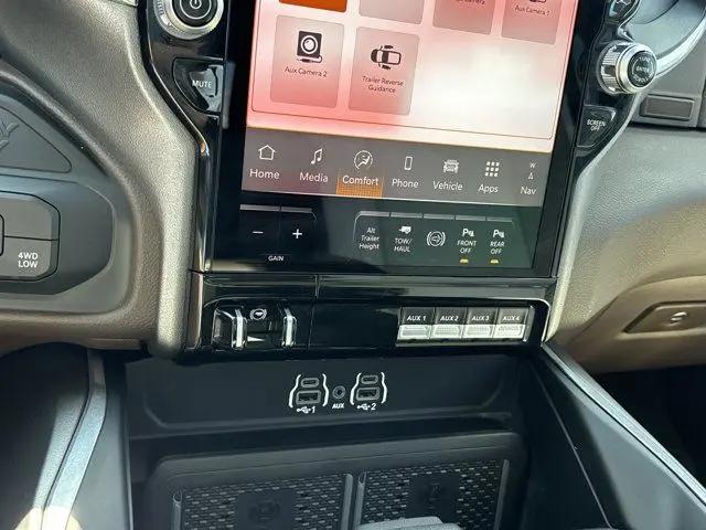 2025 Ram 3500 Laramie Mega Cab 4x4 64 Box
