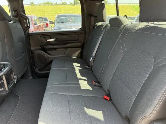 2026 Ram 1500 Express Crew Cab 4x4 57 Box