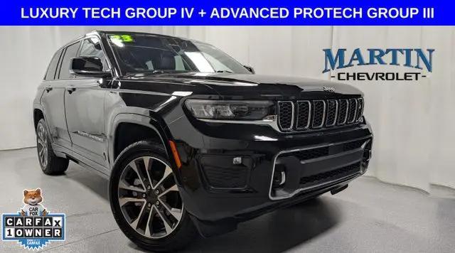 2023 Jeep Grand Cherokee Overland 4x4 for sale in Crystal Lake, IL