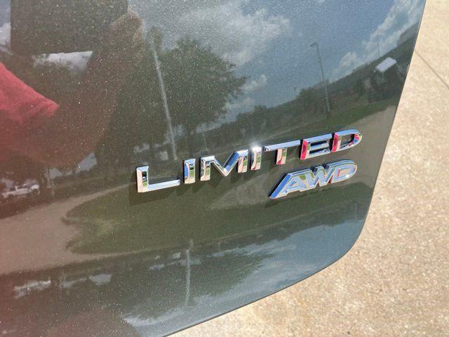 2027 Chrysler Pacifica Limited