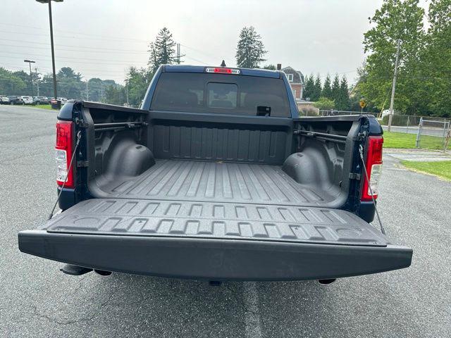 2022 Ram 1500 Big Horn Crew Cab 4x4 5'7" Box