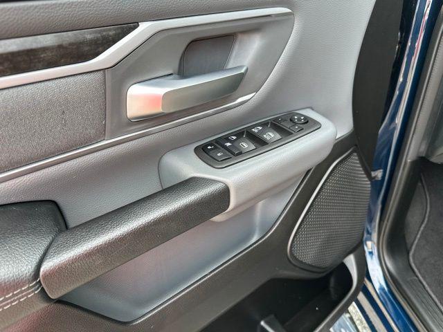 2022 Ram 1500 Big Horn Crew Cab 4x4 5'7" Box