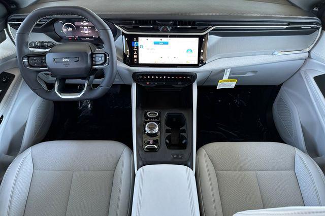 2026 Jeep Cherokee Laredo 4x4