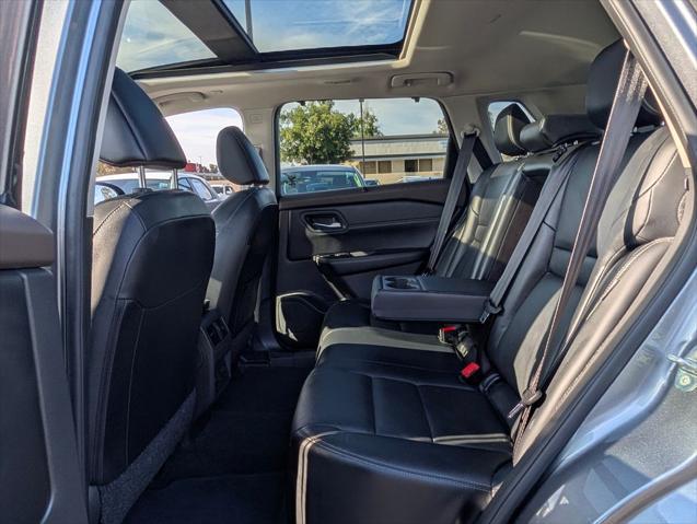2023 Nissan Rogue SL FWD