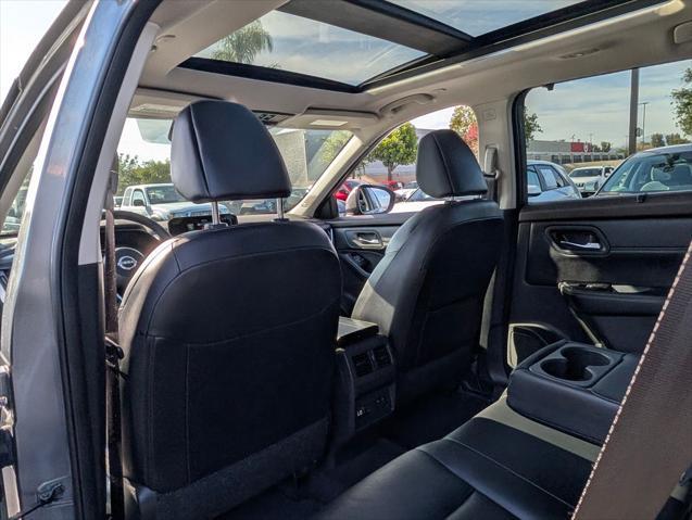 2023 Nissan Rogue SL FWD