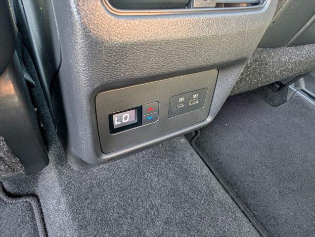 2023 Nissan Rogue SL FWD